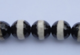 CAG1879 15.5 inches 8mm faceted round tibetan agate beads wholesale