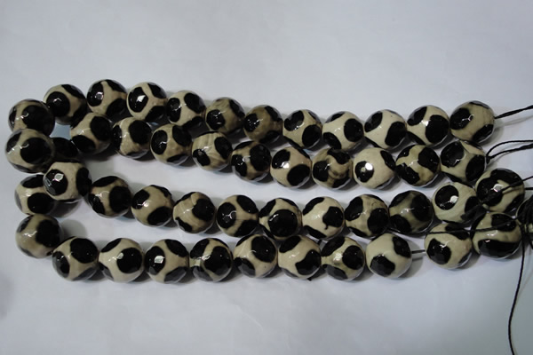 CAG4684 15.5 inches 16mm faceted round tibetan agate beads wholesale