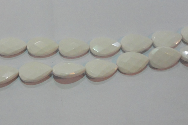 CAG7269 15.5 inches 20*30mm faceted flat teardrop white agate beads