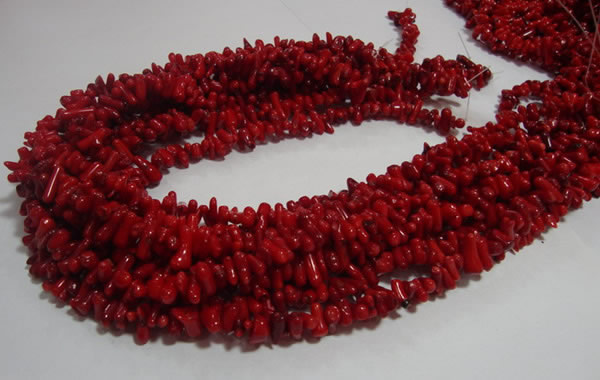 CCB61 15.5 inch 4*11mm irregular branch red coral chip beads