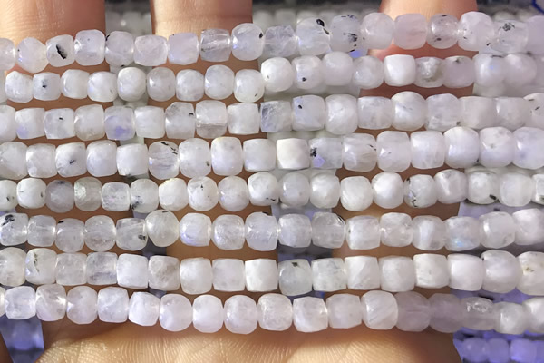 CCU800 15 inches 4mm faceted cube white moonstone beads