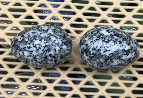 CDN348 35*50mm egg-shaped snowflake obsidian decorations wholesale