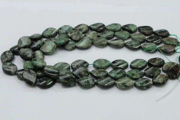 CEM28 15.5 inches 15*20mm twisted teardrop emerald gemstone beads