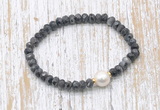 CFB751 faceted rondelle black labradorite & potato white freshwater pearl stretchy bracelet