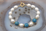 CFB940 Hand-knotted 9mm - 10mm rice white freshwater pearl & apatite bracelet