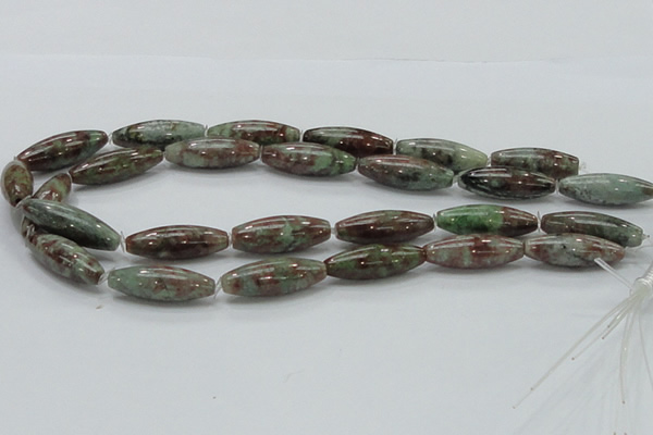 CGA55 15.5 inches 10*30mm rice red green garnet gemstone beads