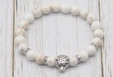 CGB7391 8mm white howlite bracelet with tiger head for men or women