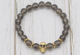 CGB7492 8mm smoky quartz bracelet with skull for men or women