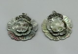 CGP302 40*42mm flower pearl shell pendants wholesale