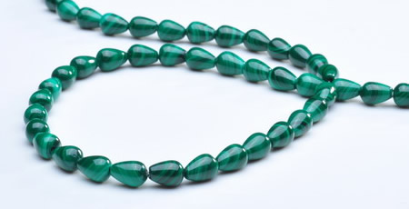 CMN09 A grade 5*7mm teardrop natural malachite beads Wholesale