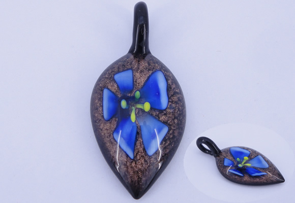 LP82 12*27*56mm leaf inner flower lampwork glass pendants