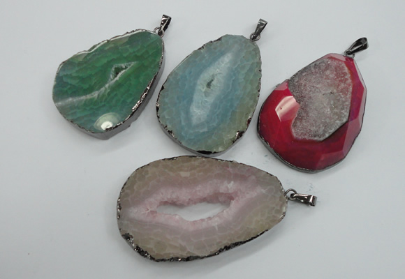 NGP1107 30*40 - 40*55mm freeform druzy agate pendants with brass setting