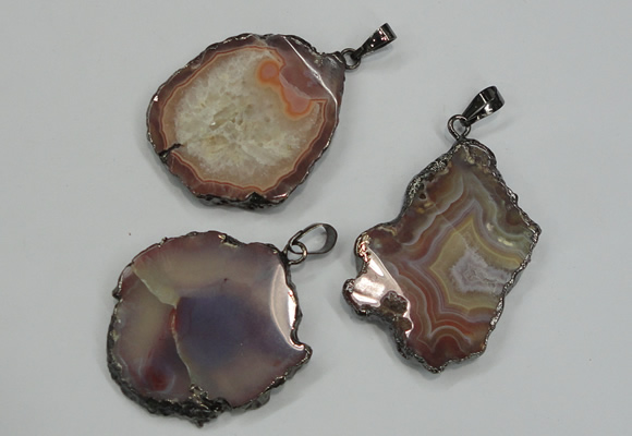 NGP1284 30*40mm – 35*45mm freeform agate pendants with brass setting