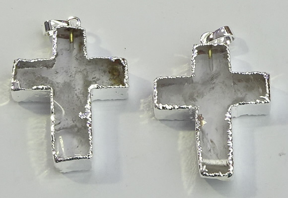 NGP6048 30*40mm - 35*45mm cross white crystal pendants