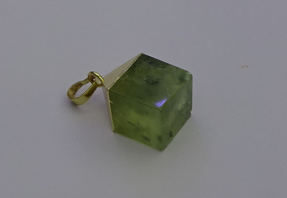 NGP6770 15*22mm cube green qutilated quartz pendants wholesale