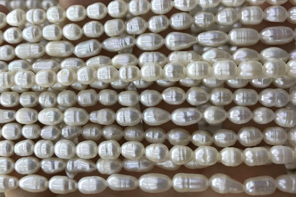 PEAR11 14 inches 4mm – 5mm white freshwater pearl beads