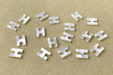 Shel22 8*10mm Natural White Shell Alphabet Letter Pendant